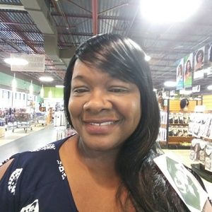 Meet your Posher, Cyndi